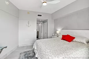 1750 N Bayshore Dr, Miami, FL 33132 - Photo 21