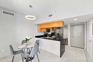 1750 N Bayshore Dr, Miami, FL 33132 - Photo 3