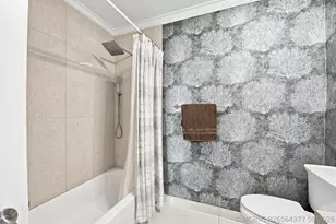 1000 W River Dr, Margate, FL 33063 - Photo 25