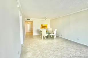 9311 Orange Grove Dr, Davie, FL 33324 - Photo 7