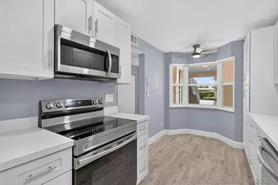 203 Grove Isle Circle, Vero Beach, FL 32962 - Photo 11