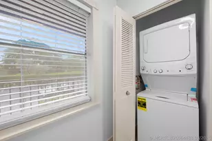 370 NW 76th Ave, Margate, FL 33063 - Photo 7