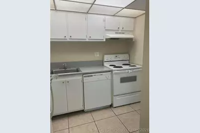 409 Executive Center Drive #211, West Palm Beach, FL 33401 - Photo 9