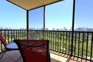20335 W Country Club Dr, Aventura, FL 33180 - Photo 17