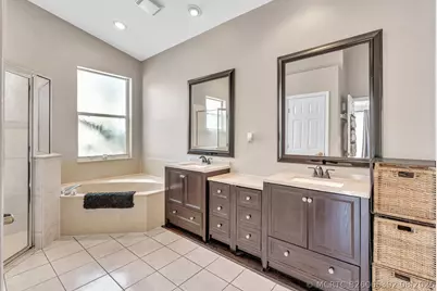 5828 NW 121st Avenue, Coral Springs, FL 33076 - Photo 37