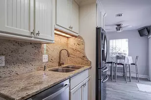 219 E Park Shores Cir, Indian River Shores, FL 32963 - Photo 21