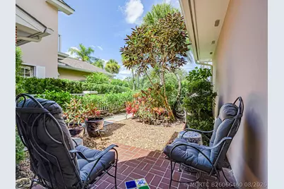 219 E Park Shores Circle #219B, Indian River Shores, FL 32963 - Photo 9