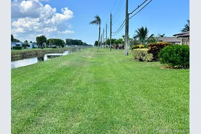 2895 Crosley Drive W #C, West Palm Beach, FL 33415 - Photo 15