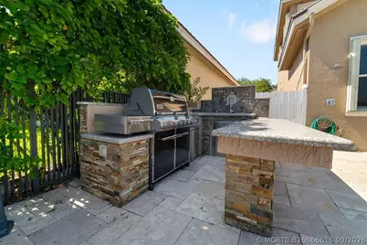 12390 NW 78th Manor, Parkland, FL 33076 - Photo 17