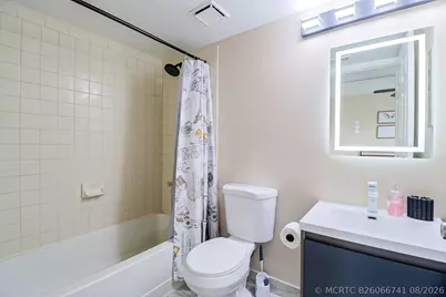450 Palm Circle W #106, Pembroke Pines, FL 33025 - Photo 43