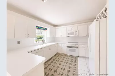 7758 Cloverfield Circle, Boca Raton, FL 33433 - Photo 13