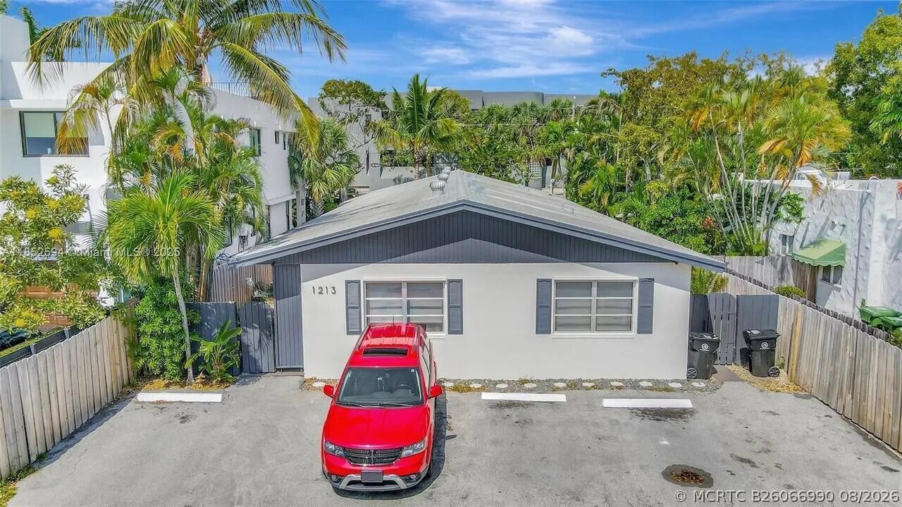1213 SE 1st St #1 - 1213 SE 1st St #1, Fort Lauderdale, FL 33301 Luxury Property | Jose Angel Pina