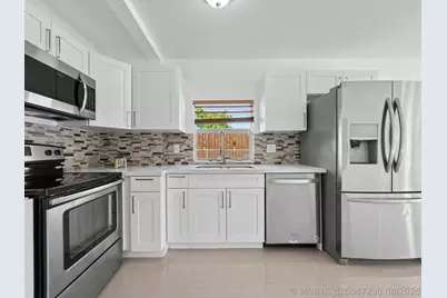 1880 NW 65th Street, Miami, FL 33147 - Photo 5