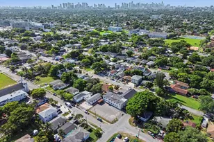 1880 NW 65th St, Miami, FL 33147 - Photo 29