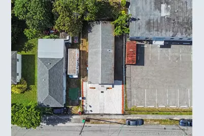 1880 NW 65th Street, Miami, FL 33147 - Photo 25
