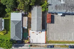 1880 NW 65th St, Miami, FL 33147 - Photo 25