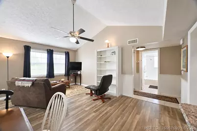 1673 SE Green Acres Circle #NN201, Port Saint Lucie, FL 34952 - Photo 3