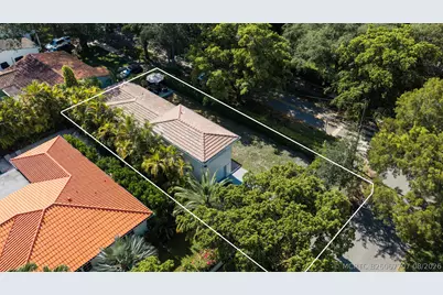 1015 Madrid Street, Coral Gables, FL 33134 - Photo 35