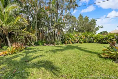 2488 NW South Manor Avenue, Stuart, FL 34994 - Photo 51