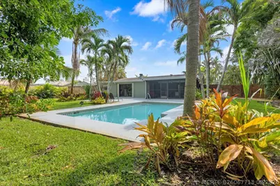 2488 NW South Manor Avenue, Stuart, FL 34994 - Photo 3