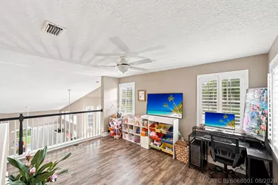 1686 SW Harbour Isles Circle, Port Saint Lucie, FL 34986 - Photo 21