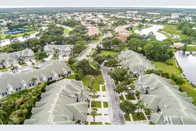 1686 SW Harbour Isles Circle, Port Saint Lucie, FL 34986 - Photo 35