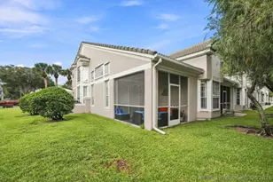 1686 SW Harbour Isles Cir, Port Saint Lucie, FL 34986 - Photo 33