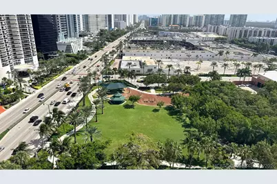 210 174th Street #1901, Sunny Isles Beach, FL 33160 - Photo 25