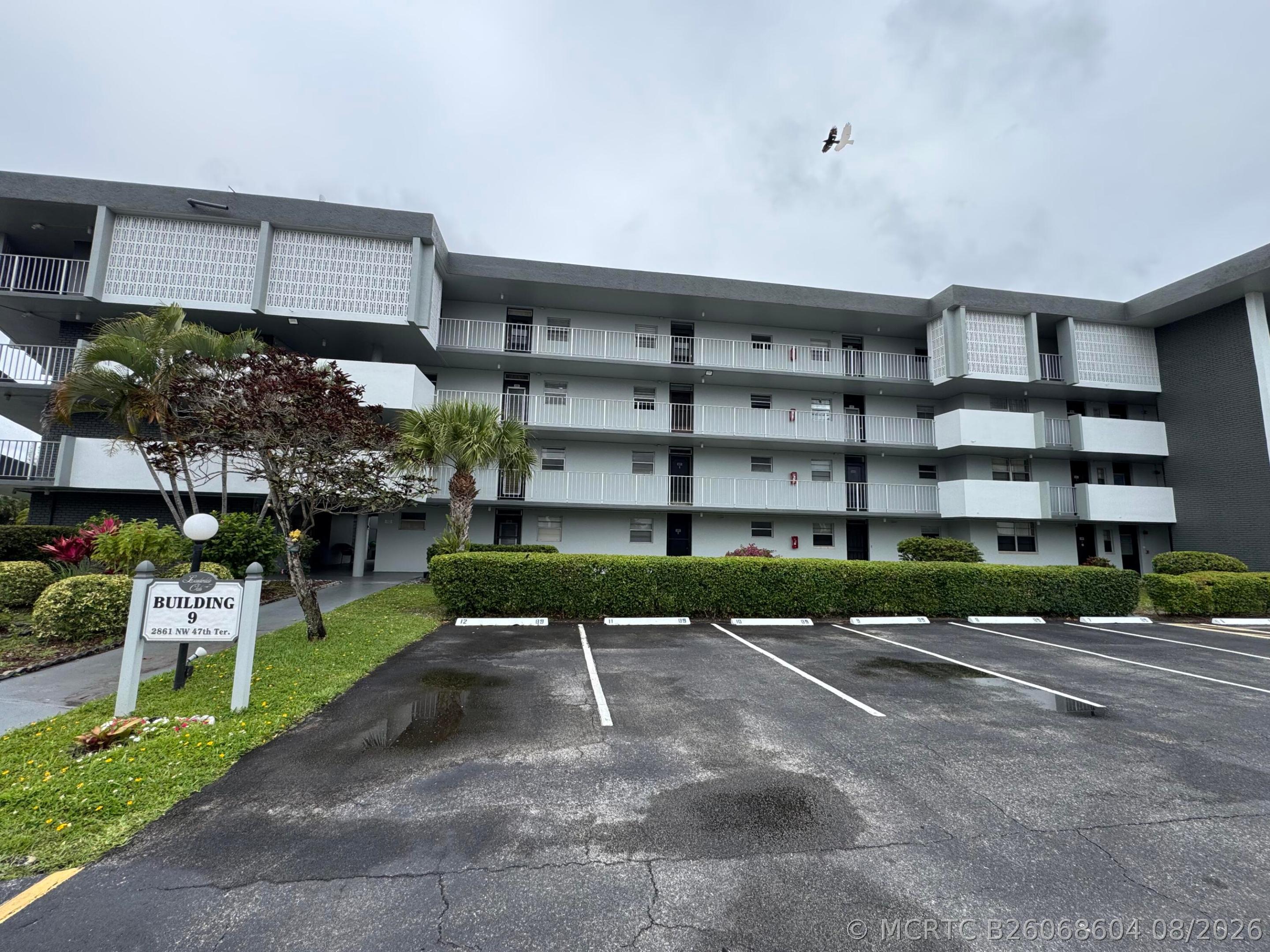 2861 NW 47th Terrace #207B - 2861 NW 47th Terrace #207B, Lauderdale Lakes, FL 33313 Luxury Property | Jose Angel Pina