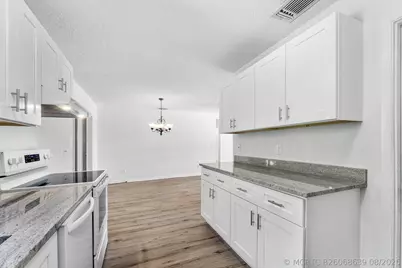 149 Arrowhead Circle, Jupiter, FL 33458 - Photo 9