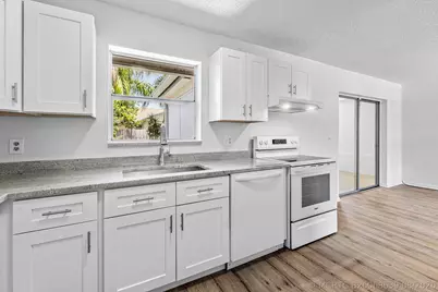 149 Arrowhead Circle, Jupiter, FL 33458 - Photo 3