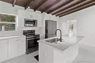 1530 NW 18th Ct, Fort Lauderdale, FL 33311 - Photo 9
