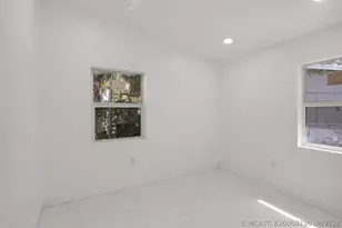 1530 NW 18th Ct, Fort Lauderdale, FL 33311 - Photo 21