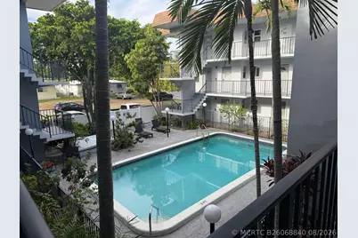 714 NE 10th Street #205, Hallandale Beach, FL 33009 - Photo 3