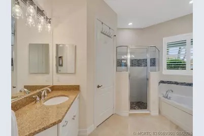 4555 Bridgepointe Way #126, Vero Beach, FL 32967 - Photo 23