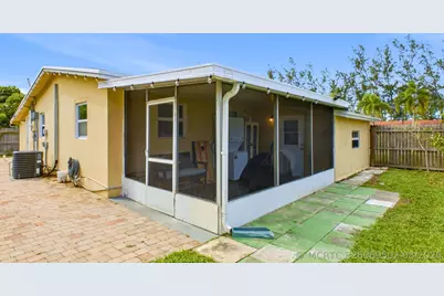 226 E Gateway Boulevard, Boynton Beach, FL 33435 - Photo 29