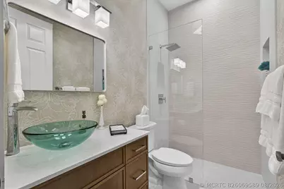 8704 Wendy Lane E, West Palm Beach, FL 33411 - Photo 17