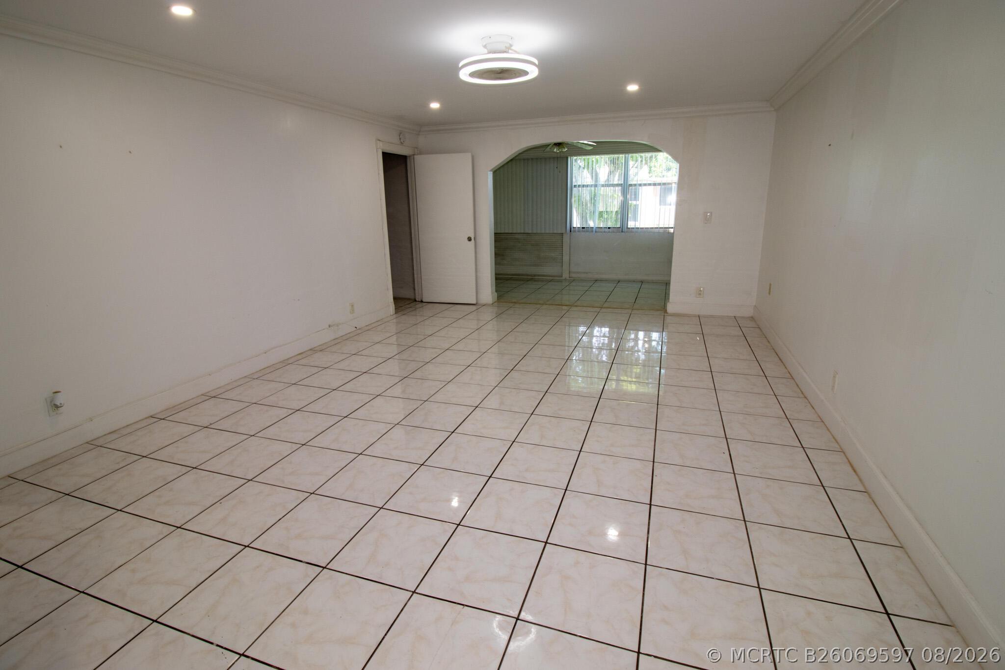 1040 NW 80th Ave #203 - 1040 NW 80th Ave #203, Margate, FL 33063 Luxury Property | Jose Angel Pina