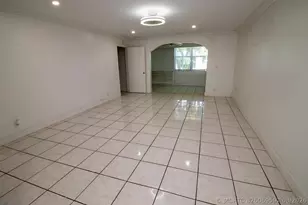1040 NW 80th Ave, Margate, FL 33063 - Photo 1