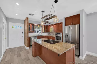 2820 NE 30th Street #9, Fort Lauderdale, FL 33306 - Photo 5