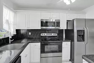 2651 Sunrise Lakes Dr E, Sunrise, FL 33322 - Photo 1