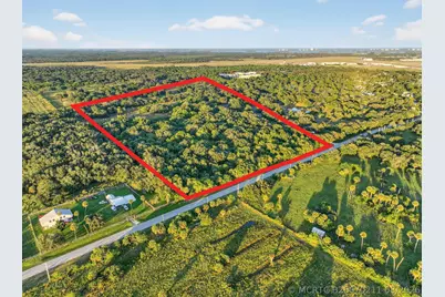 6102 S Saint Lucie Boulevard S, Fort Pierce, FL 34946 - Photo 1