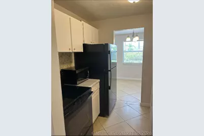 1211 W 27th Street, Riviera Beach, FL 33404 - Photo 11