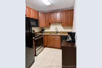 405 Meadows Circle #405, Boynton Beach, FL 33436 - Photo 1