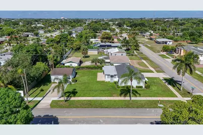 304 Cypress Drive, Lake Park, FL 33403 - Photo 77