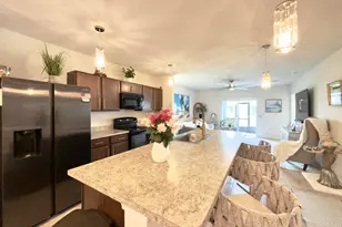 839 Persimmon Pl, Fort Pierce, FL 34981 - Photo 7