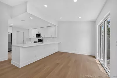 386 NW 40th Terrace, Deerfield Beach, FL 33442 - Photo 13