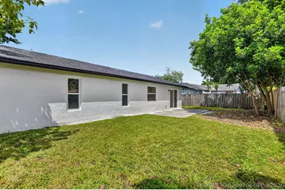 386 NW 40th Terrace, Deerfield Beach, FL 33442 - Photo 41