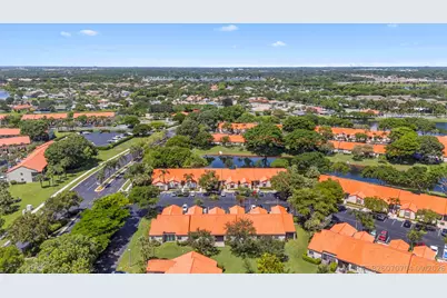 84 Centennial Court, Deerfield Beach, FL 33442 - Photo 29
