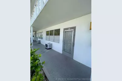 24 Oakridge C #24, Deerfield Beach, FL 33442 - Photo 17